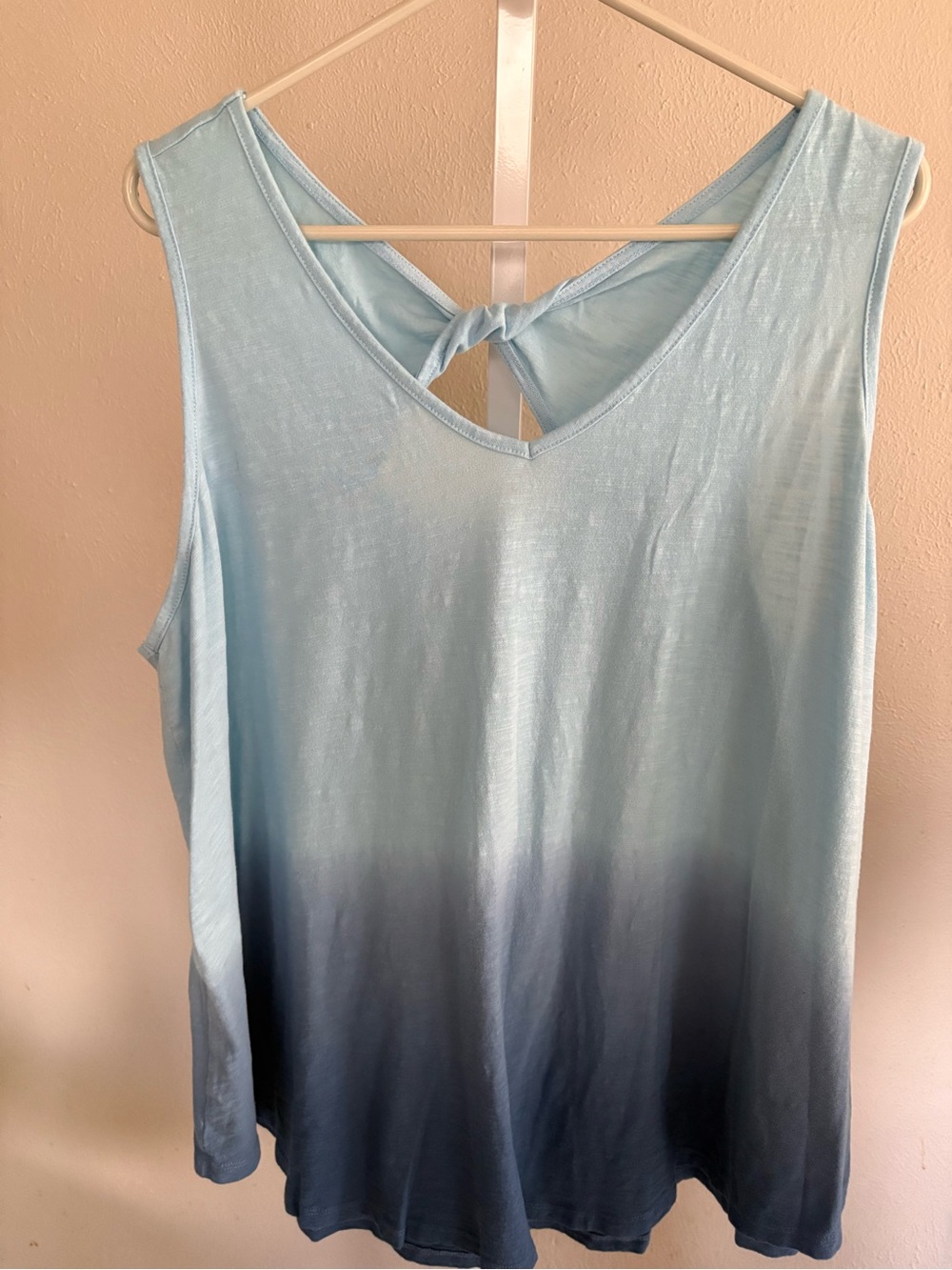 Terra & Sky Light Blue to Navy Ombre Tie-Back Tank Size 1X